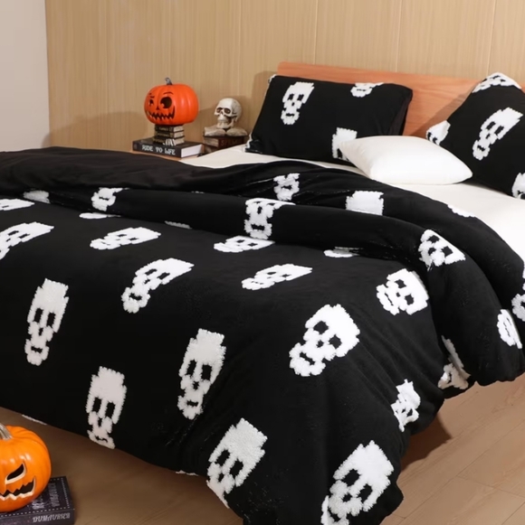 Other - Nwt  Skull Comforter 2 Pillow Cases Queen Size